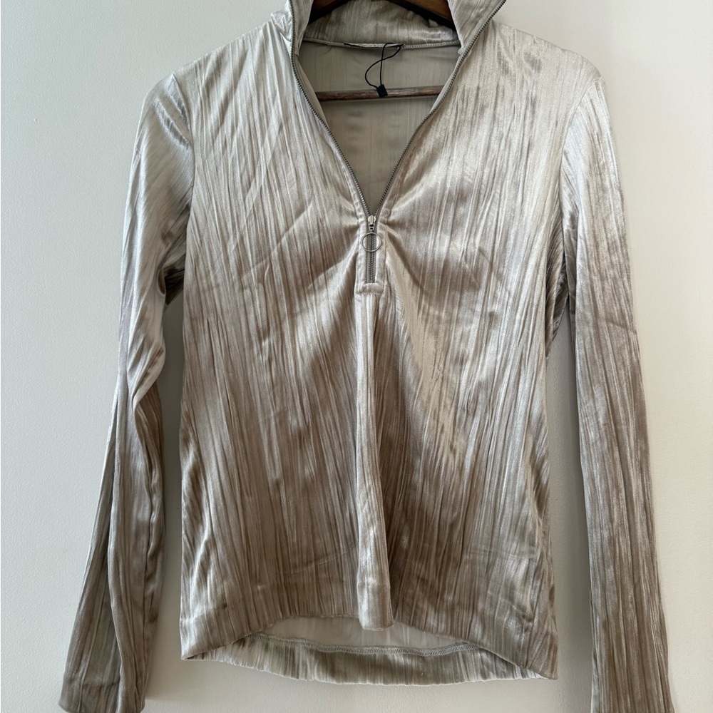 SAMSOE Women's Silver sweater